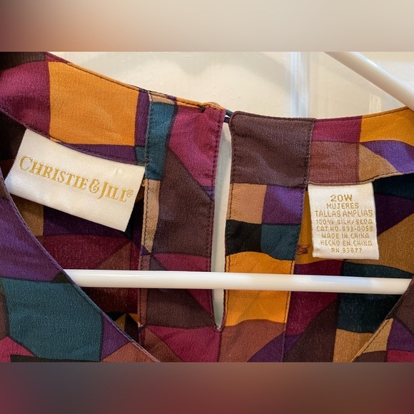 Vintage Geometric Short Sleeve, Silk Blouse, Bold Pattern, Shoulder Pad - Picture 3 of 3